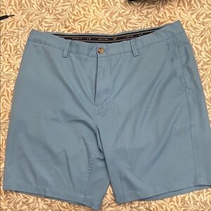 Vineyard Vines Light Blue Flat Front link Shorts